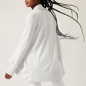 Athleta Pranayama Wrap-grey